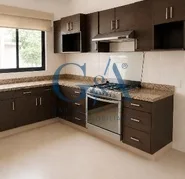CASA EN VENTA DENTRO DE COTO EN VALLE REAL