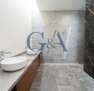 VENTA DE CASA EN VALLE REAL