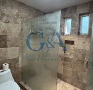 CASA EN RENTA VALLE REAL