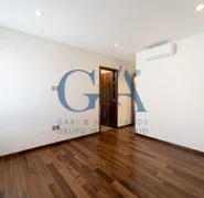 CASA EN VENTA EN VALLE REAL SOBRE AVENIDA