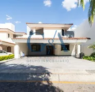 CASA EN RENTA COTO LA CAMPIÑA, ROYAL COUNTRY