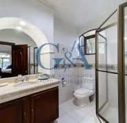 CASA EN VENTA EN LAS FUENTES
