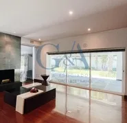 CASA EN RENTA CON ALBERCA EN VALLE REAL (Copia)