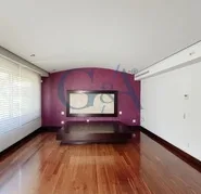 CASA EN RENTA CON ALBERCA EN VALLE REAL