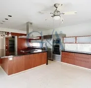 CASA EN RENTA CON ALBERCA EN VALLE REAL