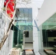 CASA EN RENTA CON ALBERCA EN VALLE REAL (Copia)