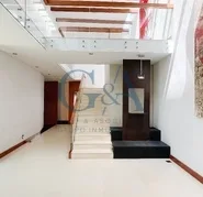 CASA EN RENTA CON ALBERCA EN VALLE REAL (Copia)