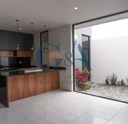 CASA NUEVA EN VENTA EN FLOR DE LOTO, LA TIJERA.