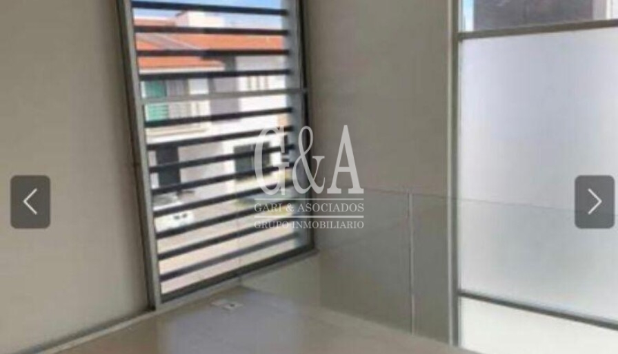 Solares Residencia en Venta