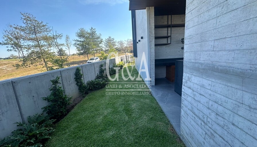 Lomas Acueducto Residencia en Venta