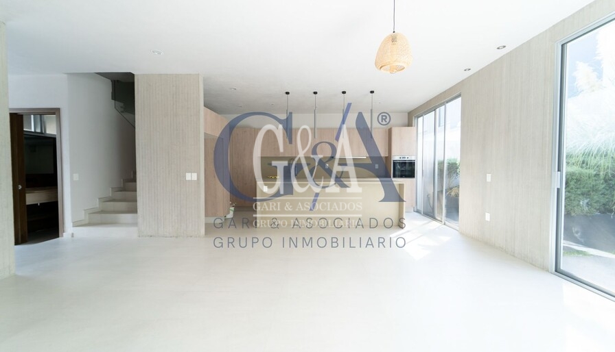 CASA EN VENTA SOLARES, SANTILLANA RESIDENCIAL