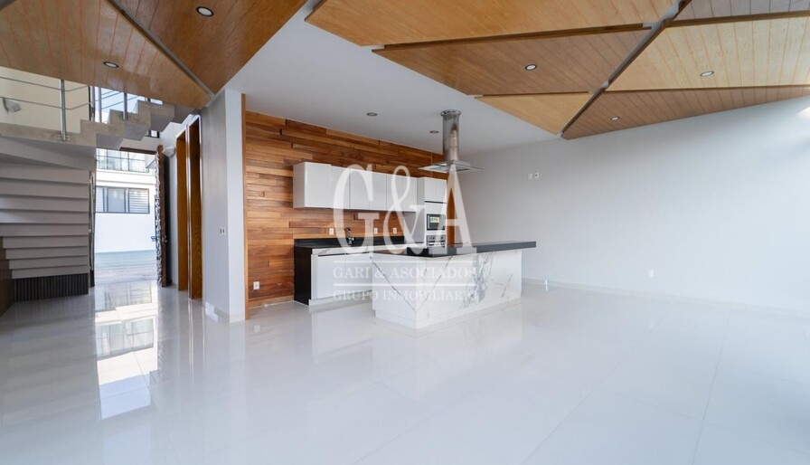 CASA EN VENTA  COTO 2 SOARE