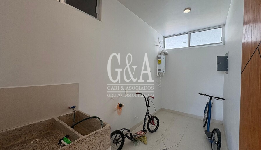 CASA EN VENTA  COTO 2 SOARE