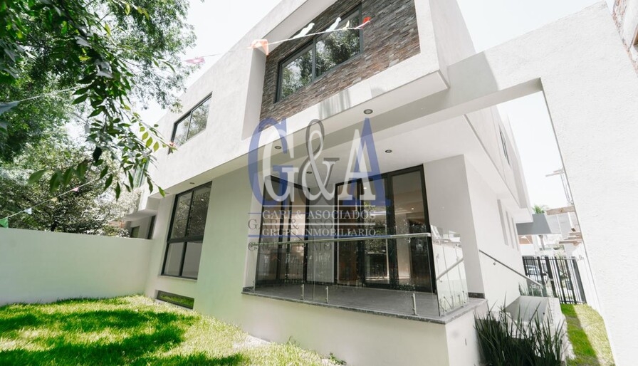 CASA EN VENTA EN COTO VENECIA
