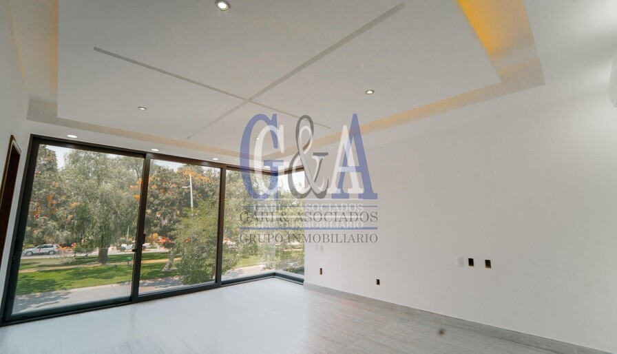 CASA VENTA EN VALLE REAL