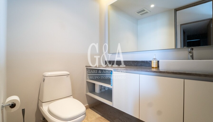 DEPARTAMENTO EN VENTA TORRE EMILE, ZONA REAL.