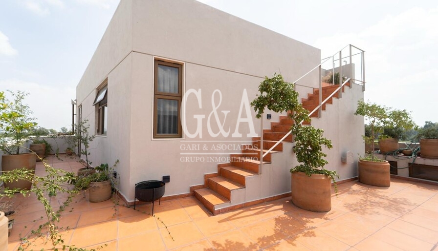 CASA EN VENTA CERCA DEL PARQUE METROPOLITANO