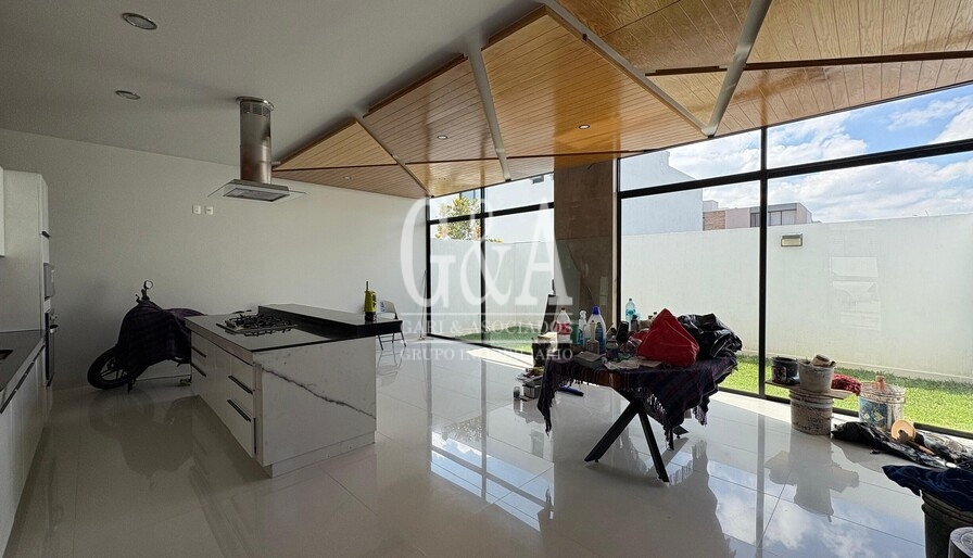 CASA EN VENTA  COTO 2 SOARE