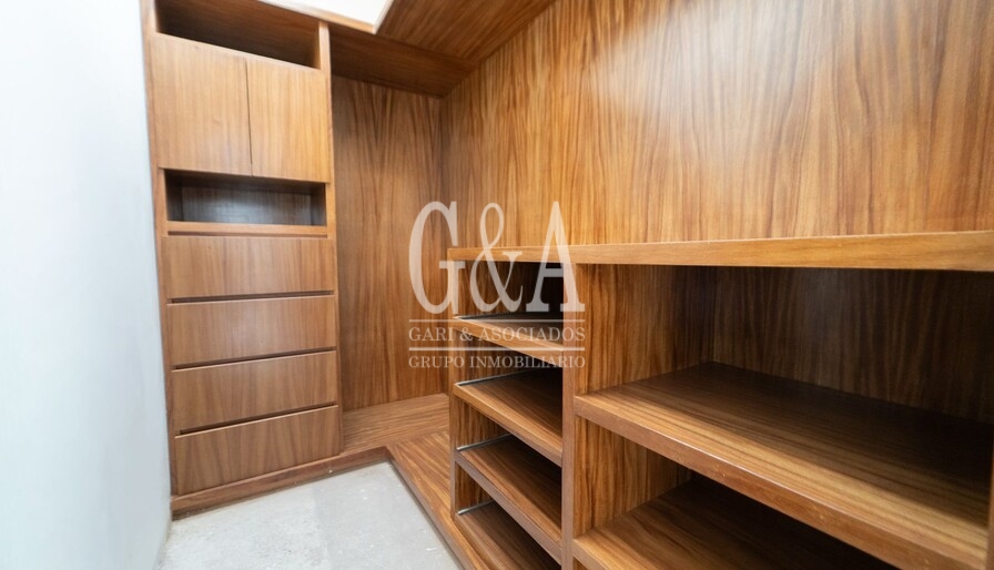 VENTA DE CASA EN VALLE REAL