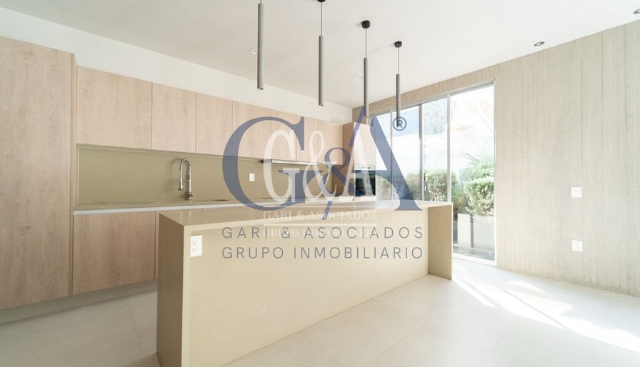 CASA EN VENTA SOLARES, SANTILLANA RESIDENCIAL