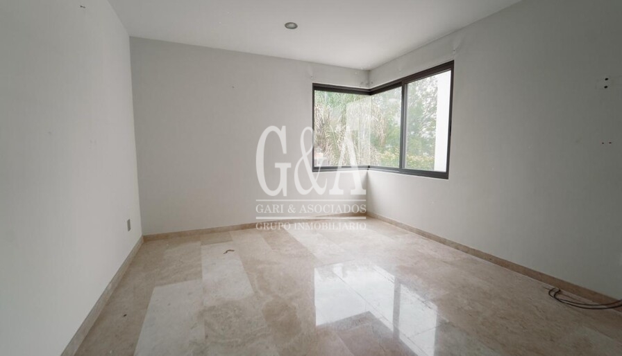 Casa en Venta en Valle Real  San Arturo Norte