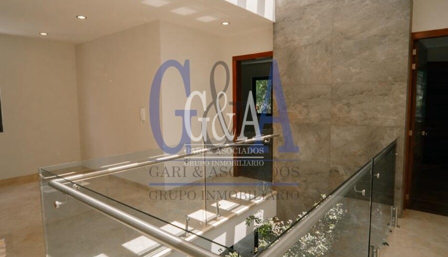 CASA EN VENTA EN COTO VENECIA