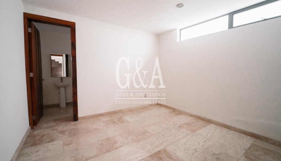 Casa en Venta en Valle Real  San Arturo Norte