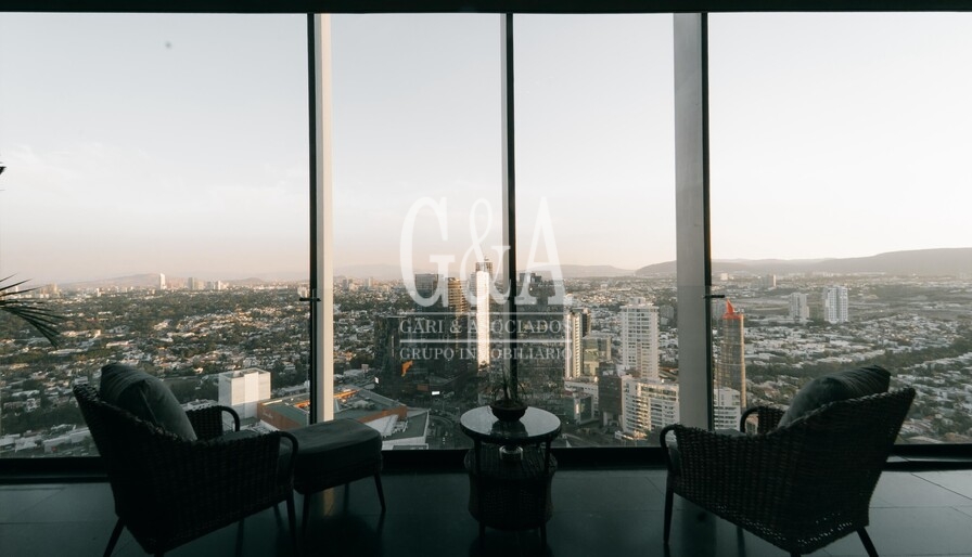 Penthouse en Venta  Torre Hyatt Regency, Zona Andares