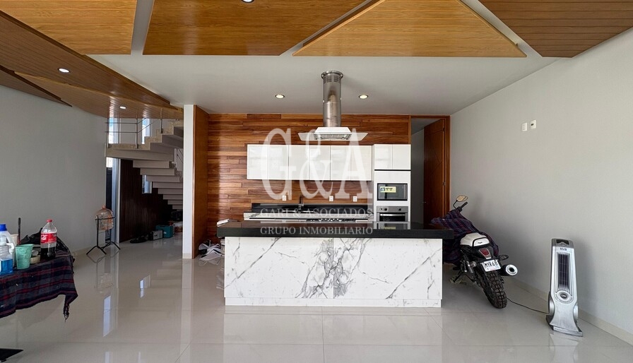 CASA EN VENTA  COTO 2 SOARE