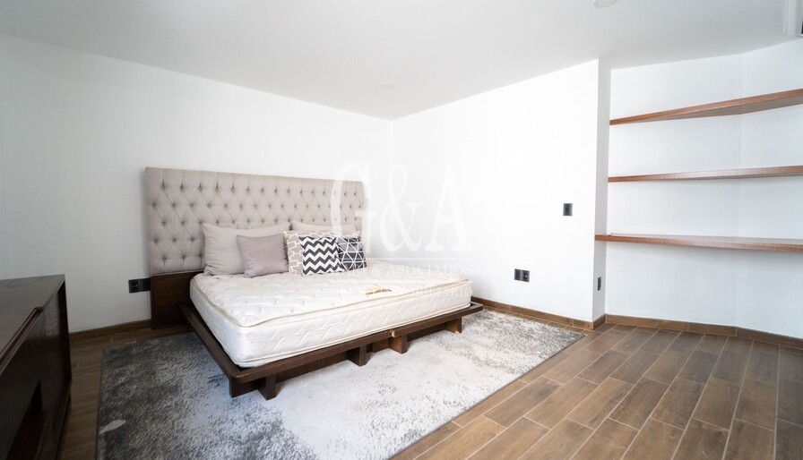 CASA EN VENTA VALLE REAL