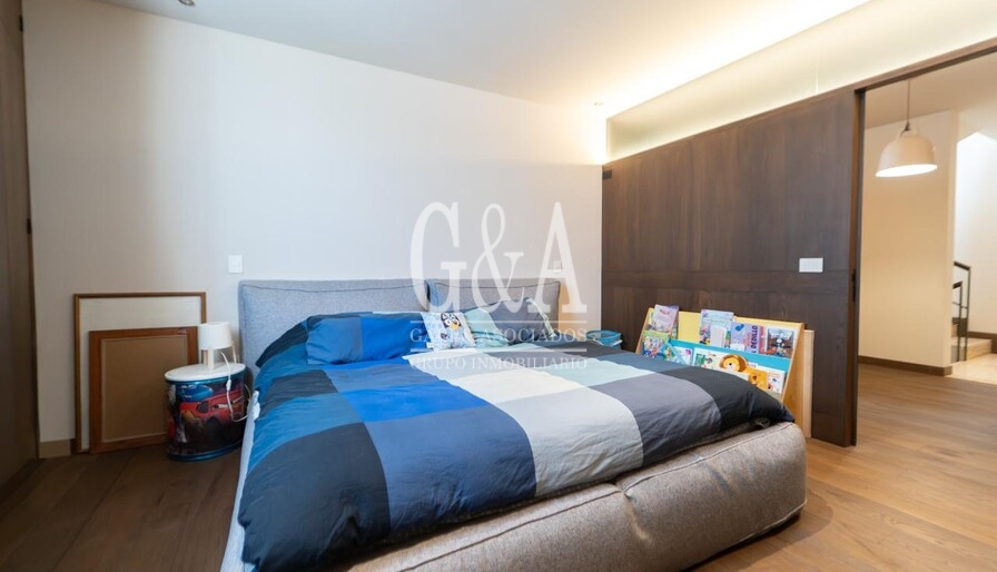 CASA EN VENTA CERCA DEL PARQUE METROPOLITANO