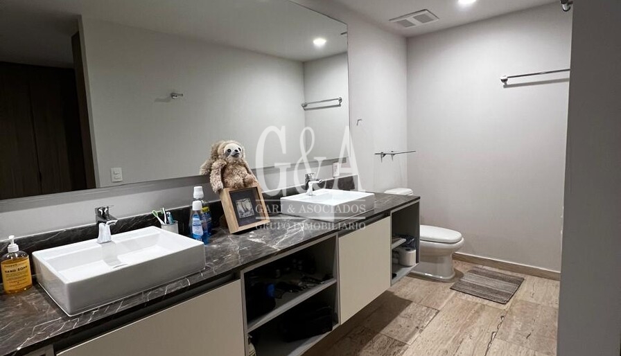 DEPARTAMENTO EN VENTA TORRE EMILE, ZONA REAL.