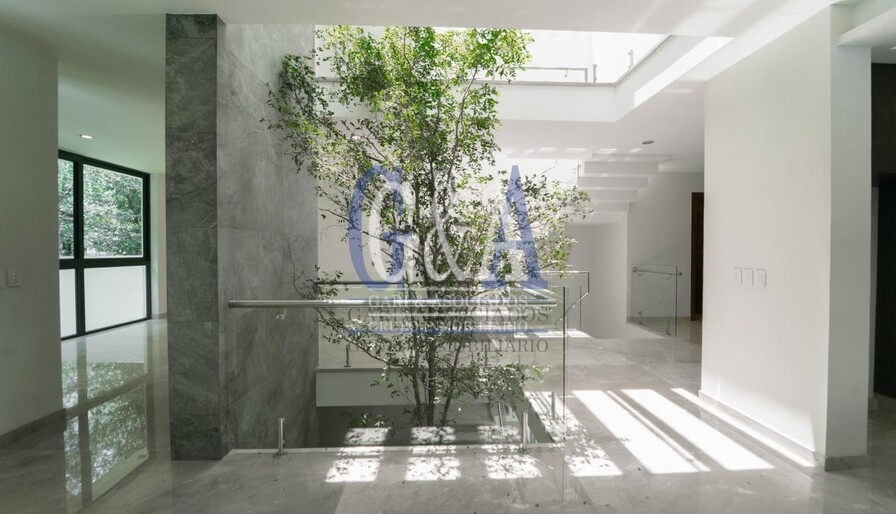 CASA EN VENTA EN COTO VENECIA