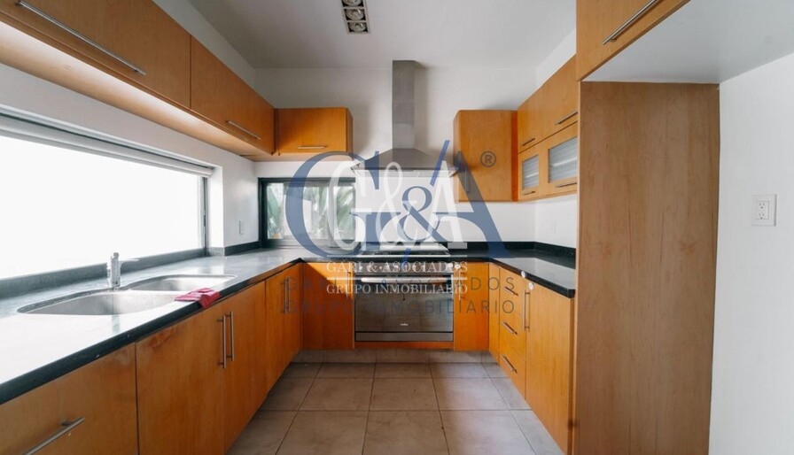 CASA EN VENTA EN SOLARES RESIDENCIAL
