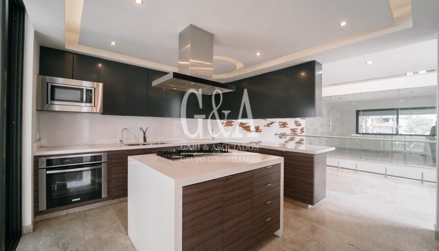 Casa en Venta en Valle Real  San Arturo Norte