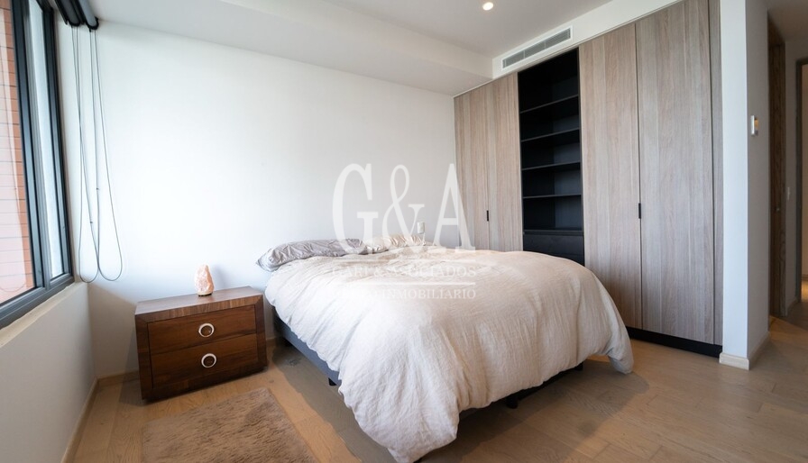 DEPARTAMENTO EN VENTA TORRE EMILE, ZONA REAL.