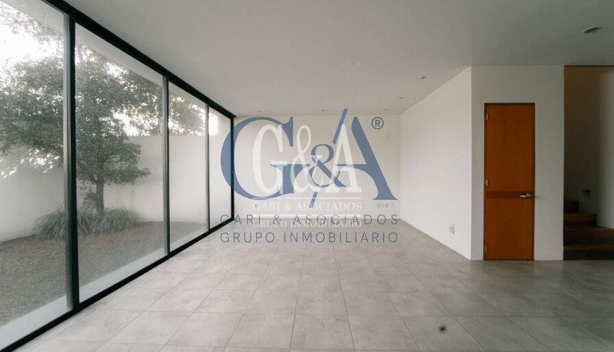 CASA EN VENTA EN SOLARES RESIDENCIAL