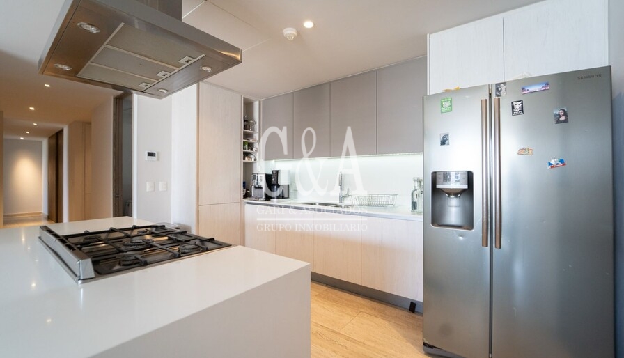 DEPARTAMENTO EN VENTA TORRE EMILE, ZONA REAL.
