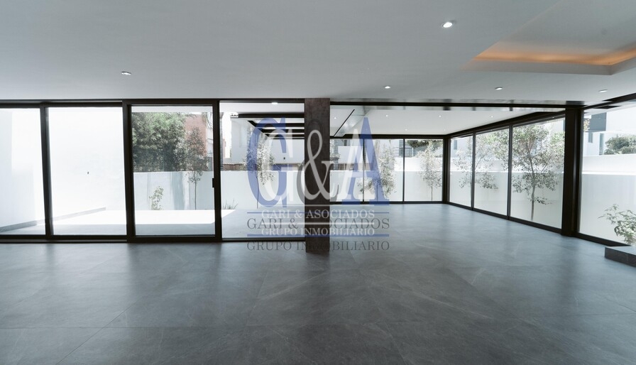 CASA VENTA EN VALLE REAL