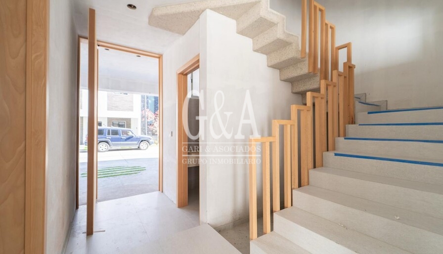 Casa en Venta en Solares  Coto Muraan