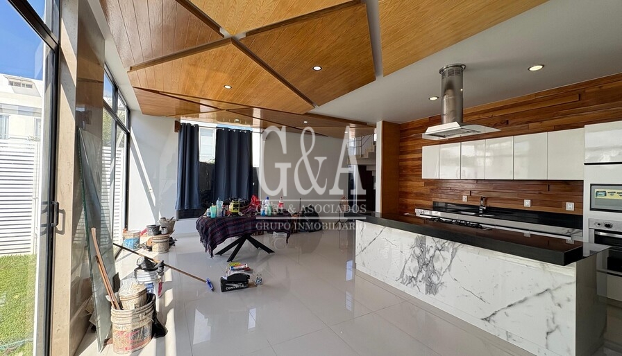 CASA EN VENTA  COTO 2 SOARE