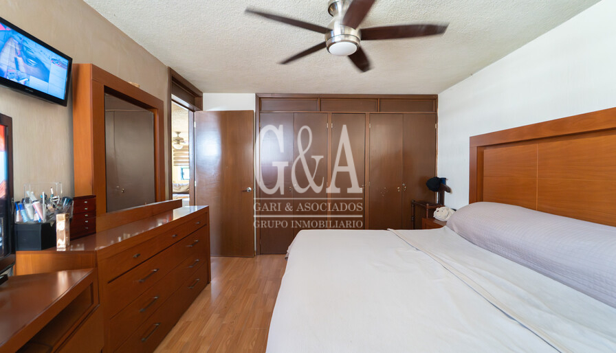 CASA EN VENTA JARDINES DEL BOSQUE