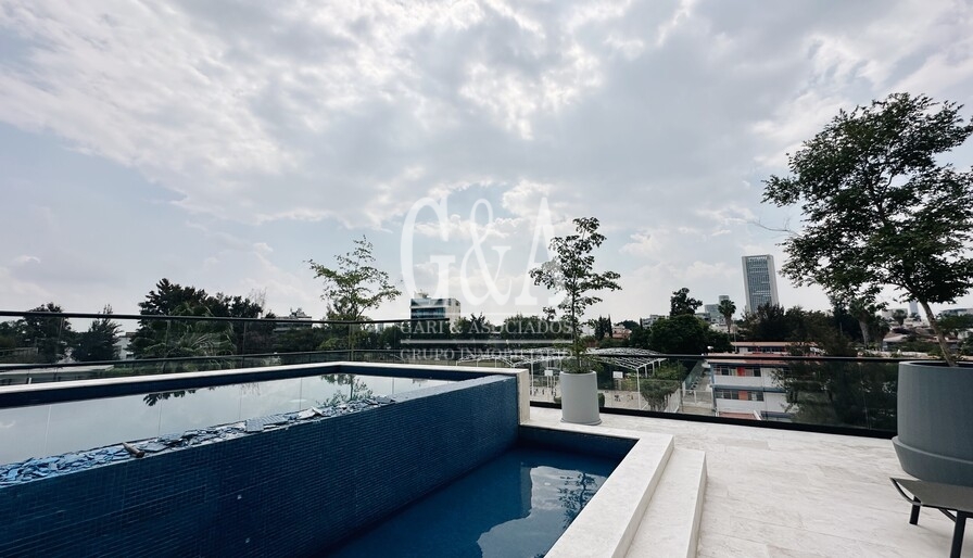 TORRE BERILIO SQUARE