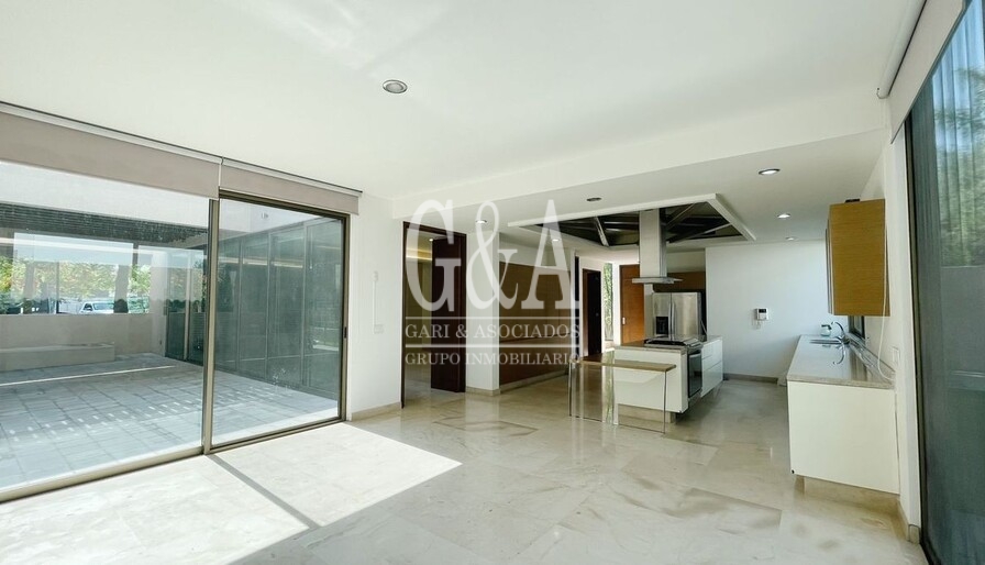 INCREIBLE CASA DE LUJO EN VALLE REAL