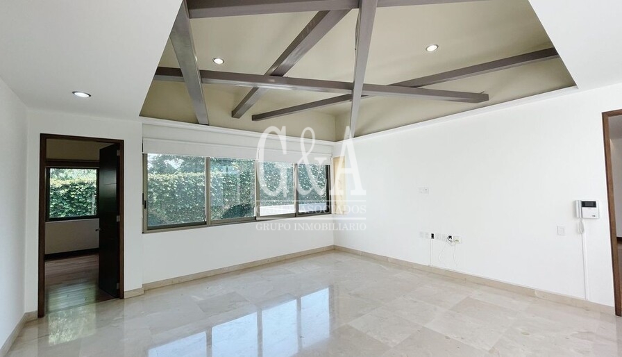 INCREIBLE CASA DE LUJO EN VALLE REAL