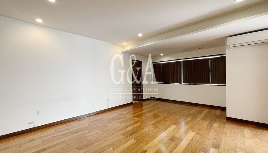 INCREIBLE CASA DE LUJO EN VALLE REAL
