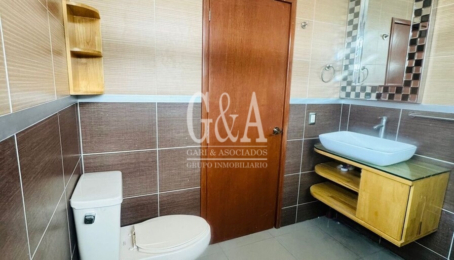 CASA VENTA EN VALDEPEÑAS