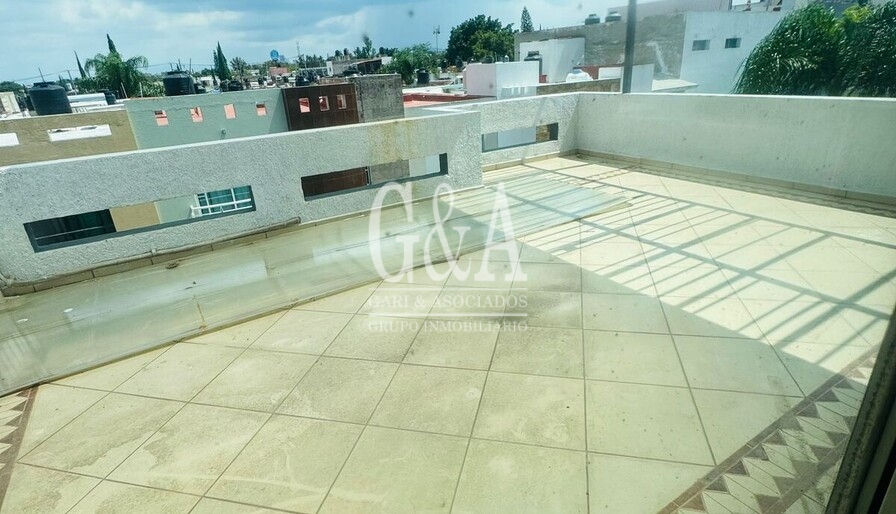 CASA VENTA EN VALDEPEÑAS
