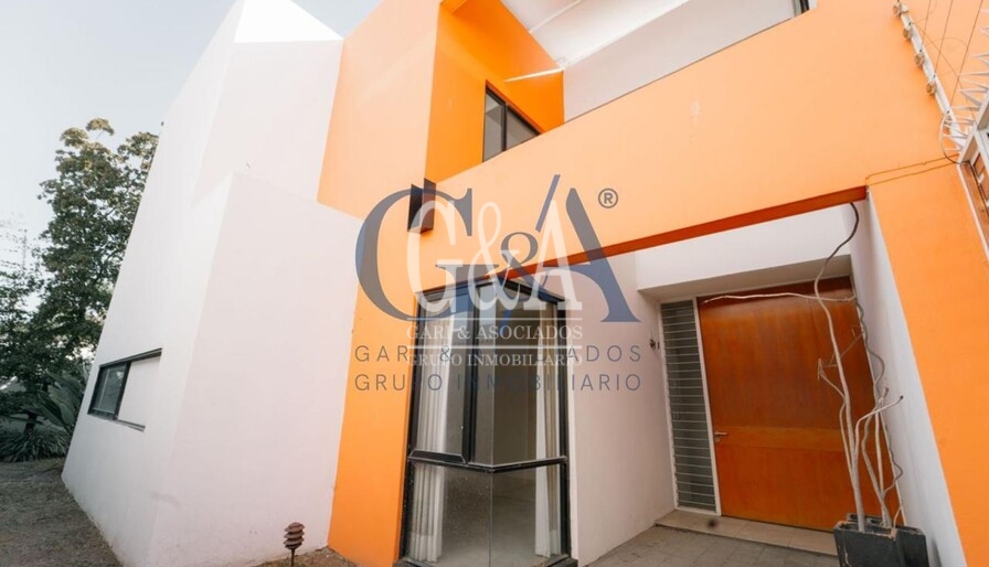 CASA EN VENTA EN SOLARES RESIDENCIAL
