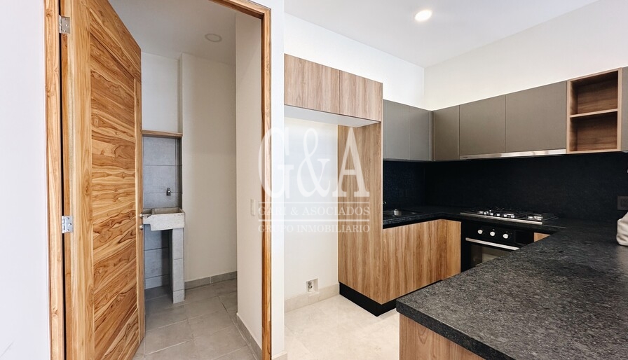 TORRE BERILIO SQUARE